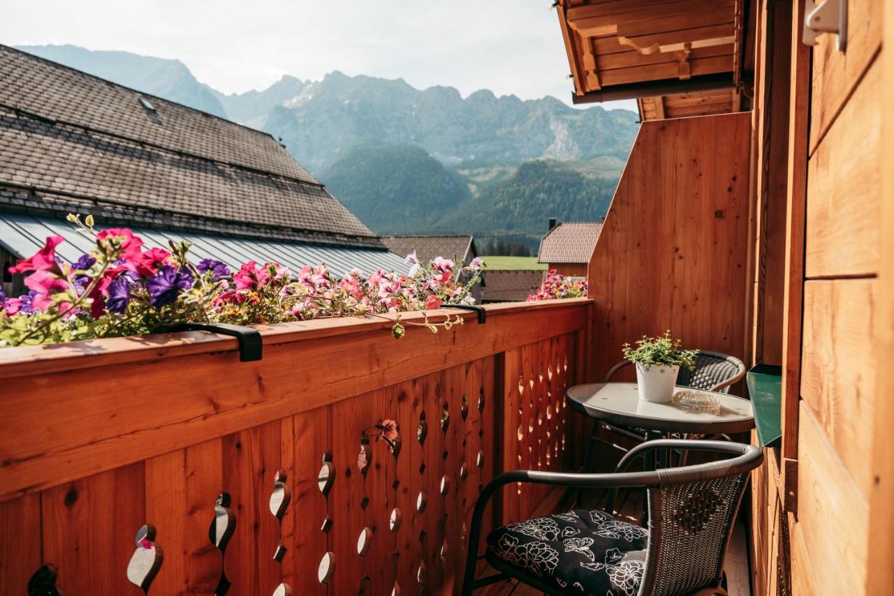 Wander- Und Wellnesshotel Kanzler バート・ミッテルンドルフ エクステリア 写真