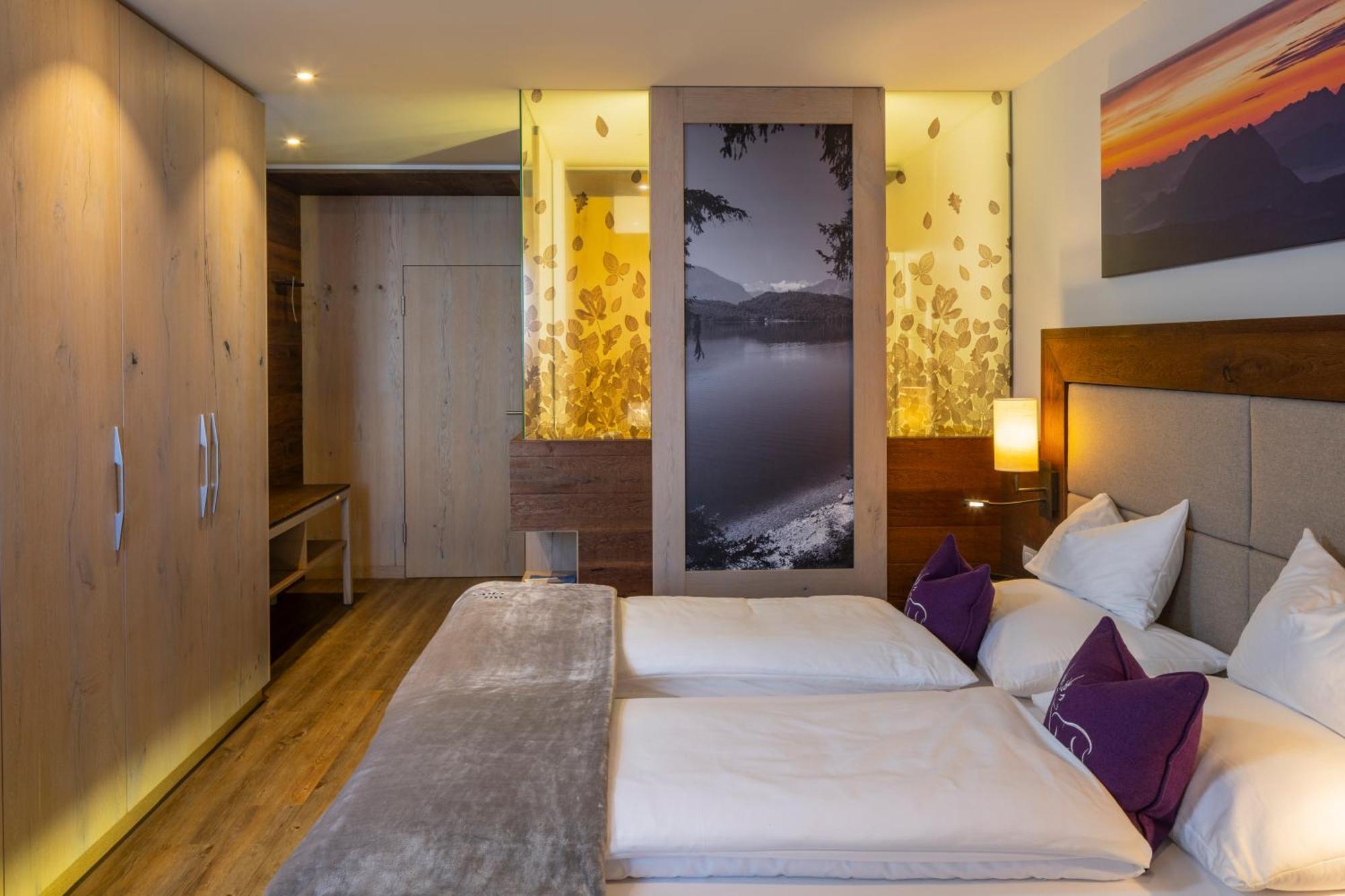 Wander- Und Wellnesshotel Kanzler バート・ミッテルンドルフ エクステリア 写真