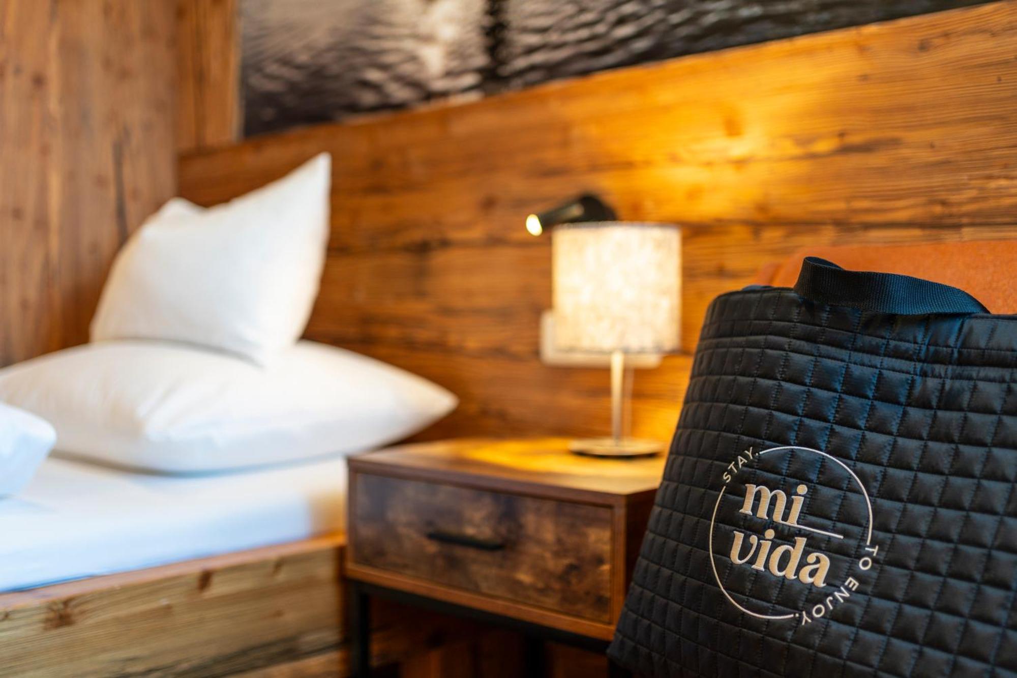Wander- Und Wellnesshotel Kanzler バート・ミッテルンドルフ エクステリア 写真